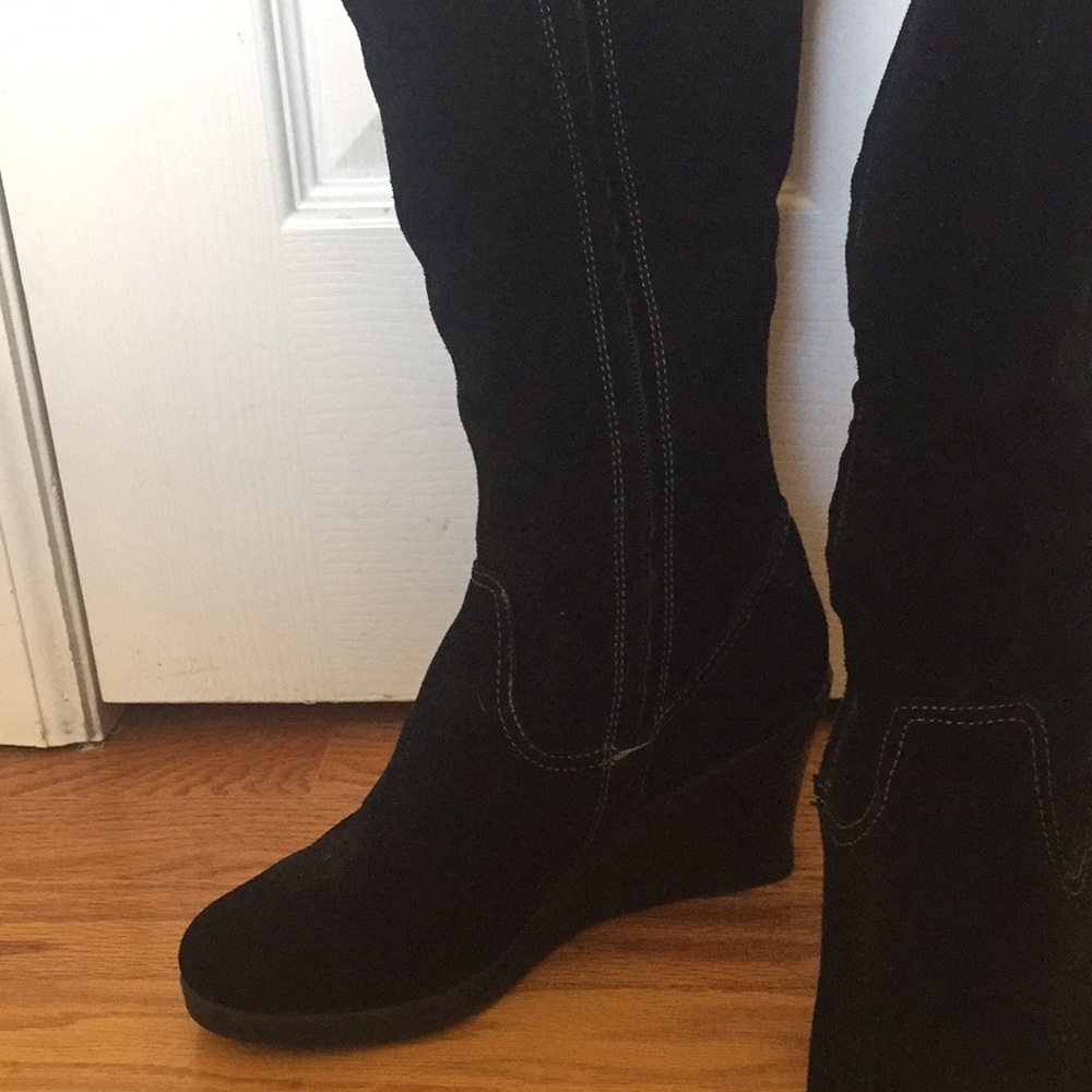 Beautiful Boots Very Good Condition - image 3